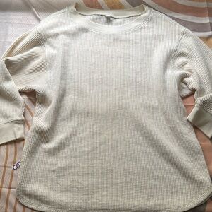 50. Uniqlo 3/4 Sleeve Thermal Top